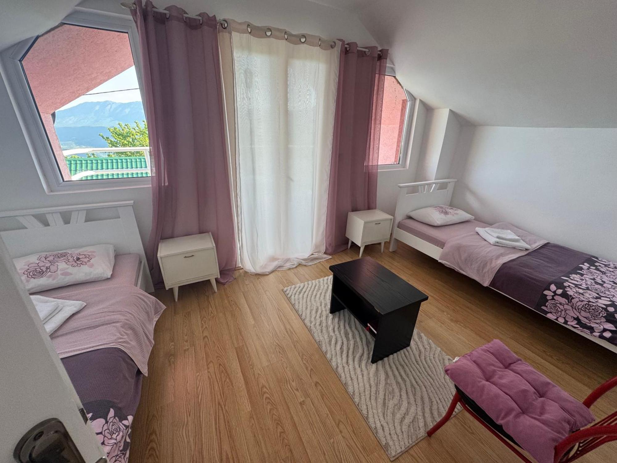Holiday Village Ostrog Никшич Экстерьер фото